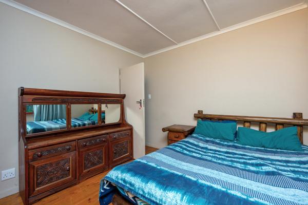 5 Bedroom Property for Sale in Denneoord Western Cape